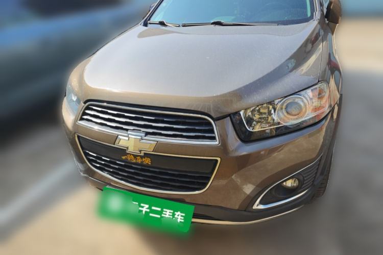 Used Chevrolet Captiva 2015 2.4L 4x4 Flagship Edition 7-Seater
