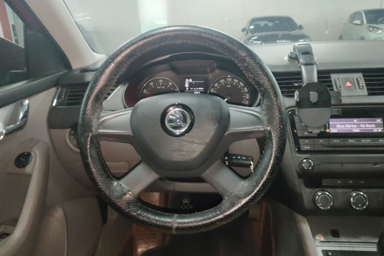 Used Skoda Octavia 2015 1.6L Manual Yijie Edition