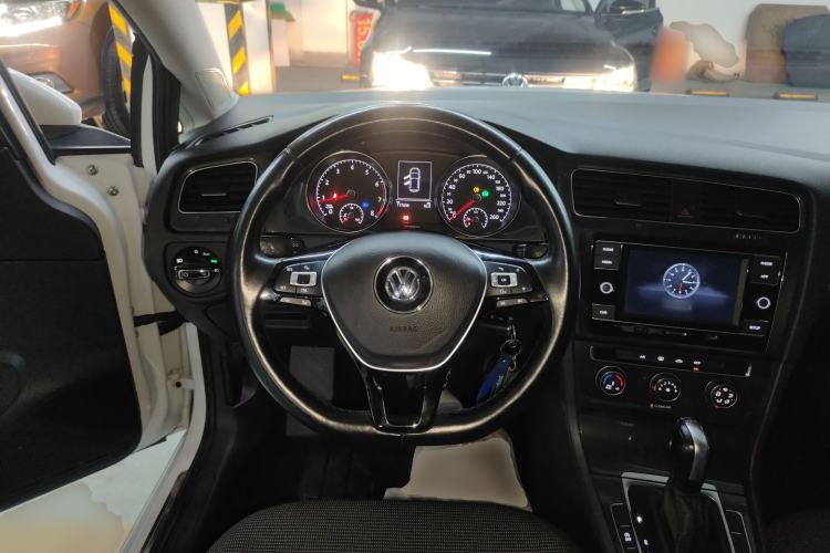 Used Volkswagen Golf 2018 230TSI Automatic Comfort Model
