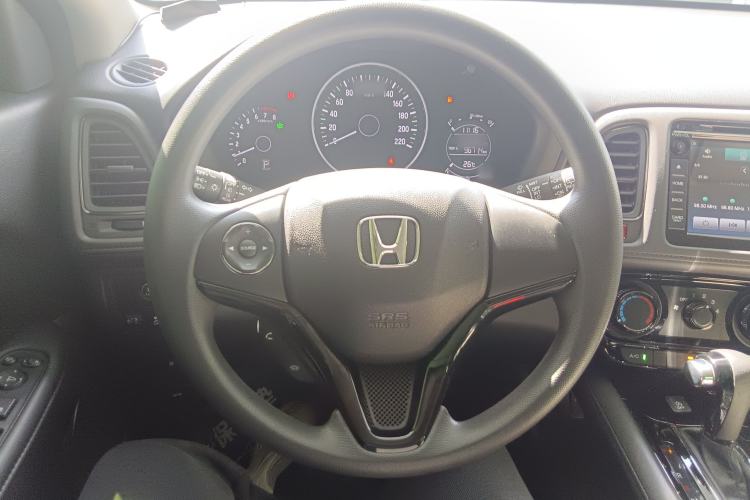Used Honda Vezel 2015 1.8L CVT 2WD Elite Model
