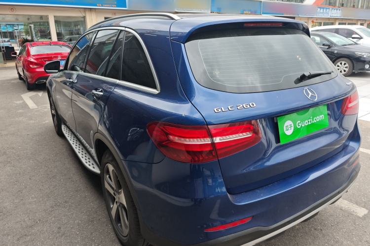 Used Mercedes-Benz GLC 2017 GLC 260 4MATIC Luxury Model
