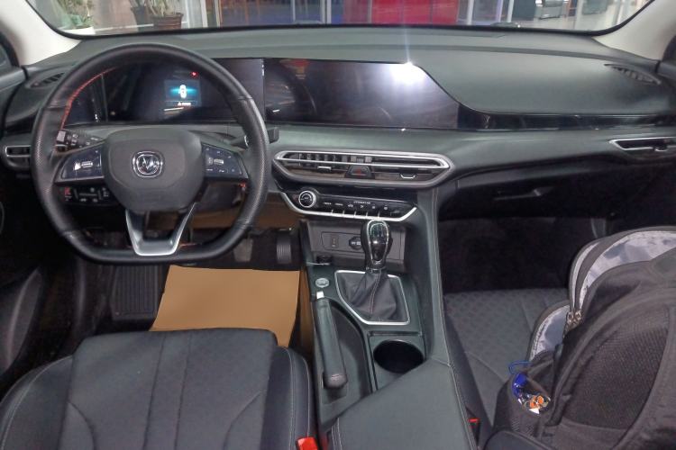 Used CHANGAN Eado 2021 PLUS 1.6L GDI Manual Elite Model
