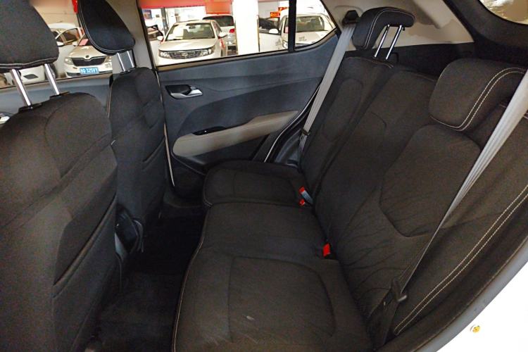 Used Baojun 510 2017 1.5L manual Comfort trim