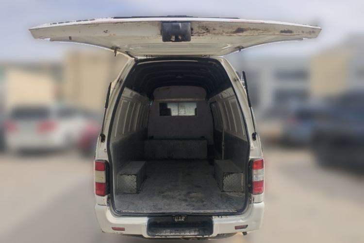 Used Golden Dragon Hiace 2010 2.0L Long-Wheelbase Gasoline Premium Version V20