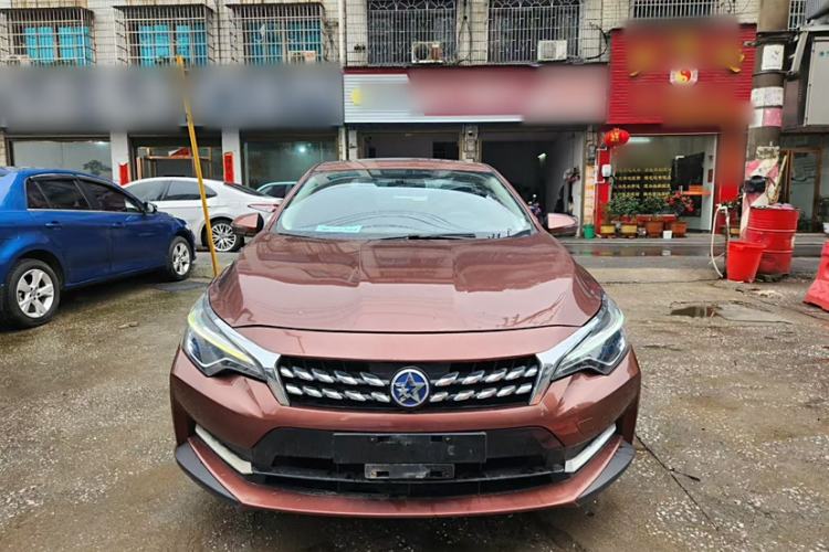 Used Venucia D60 2018 1.6L CVT Smart Connect Elite Edition