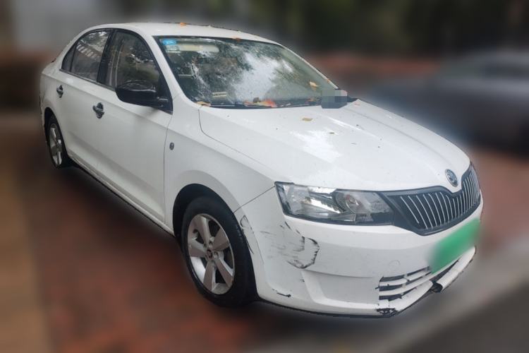 Used Skoda Rapid 2015 1.4L Manual Enjoyment Model