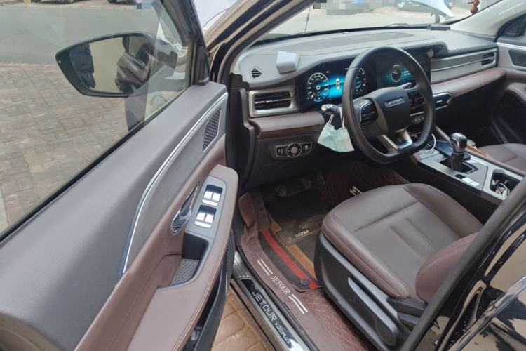 Used JETOUR X90 PLUS 2023 1.6T Manual Mansion 5-Seater
