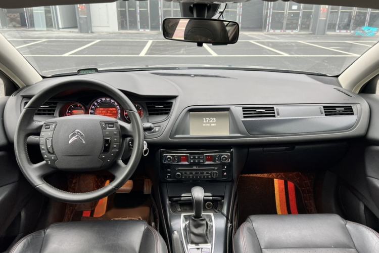 Used Citroen C5 2014 1.6T Automatic Prestige Model Interior 2