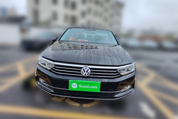 Used Volkswagen Magotan 2018 Facelift 330TSI DSG Luxury Model
