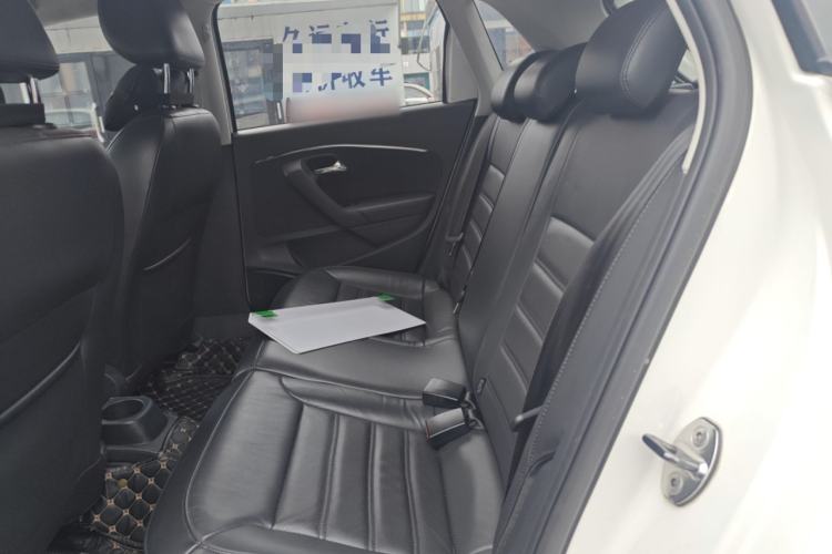 Used Volkswagen Polo 2014 1.6L Automatic Luxury Edition
