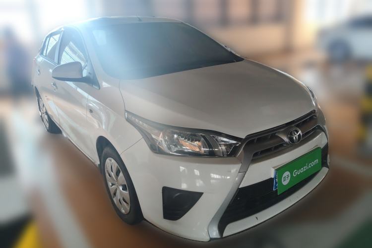 Used Toyota YARiS L Zhi Xuan 2015 1.5E Automatic Charm Edition
