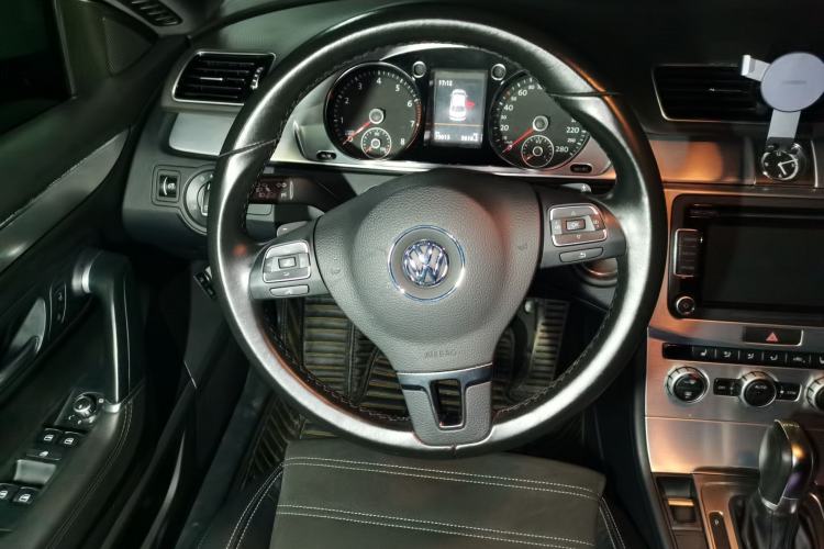 Used Volkswagen FAW-Volkswagen CC 2015 2.0 TSI Luxury Model Steering Wheel