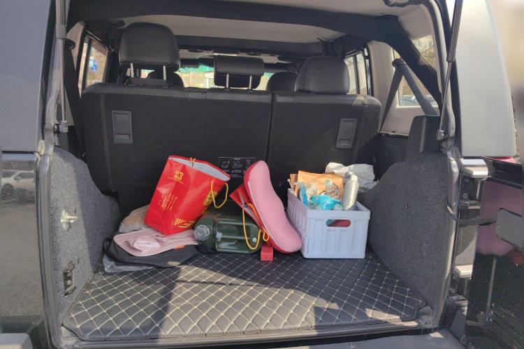 Used BAIC Off-Road BJ40 2016 40L 2.3T Automatic All-Wheel Drive Premium Edition Trunk