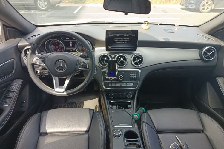 Used Mercedes-Benz CLA 2017 CLA 200 Sport Edition Center Console