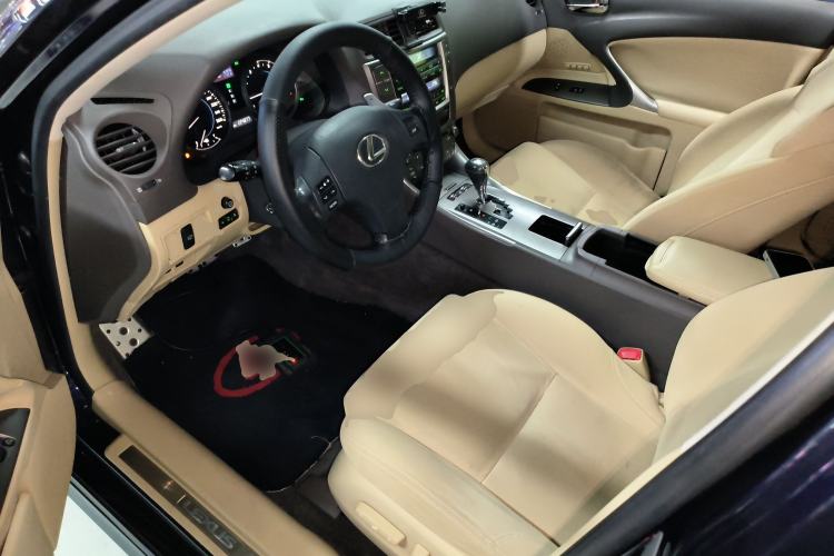 Used Lexus IS 2009 300 Driver Seat