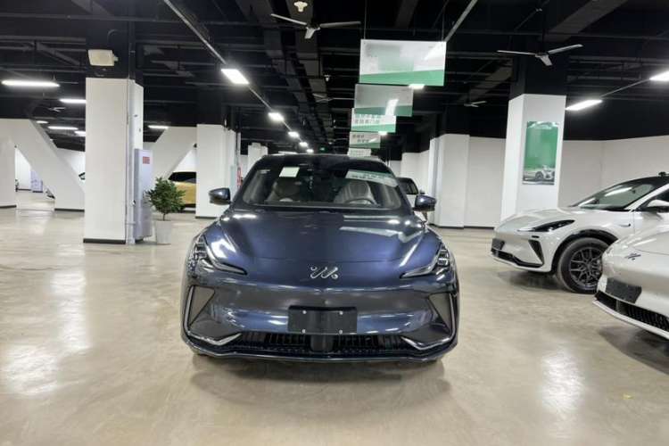 Used IM LS7 2023 100kWh Lux All-Wheel-Drive Version
