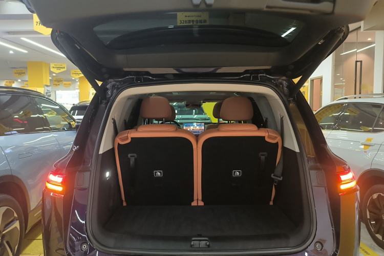 Used Leapmotor C16 2024 Range-Extended 200 Luxury Edition Trunk