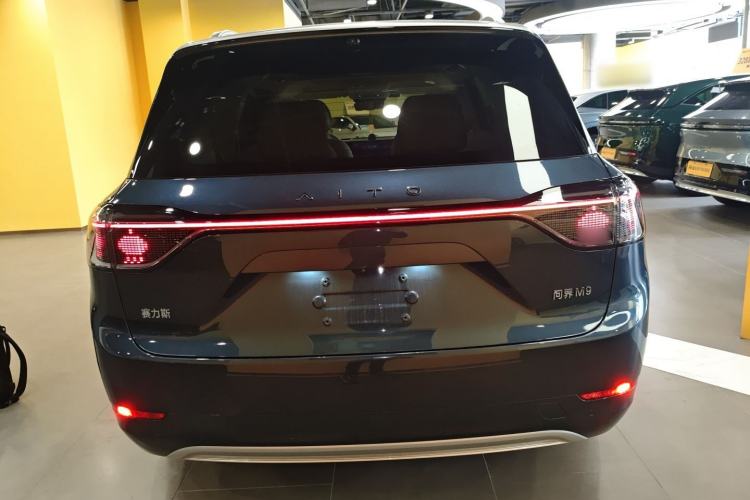 Used Hima AITO M9 2024 Range-Extended Ultra Version 42 kWh 6-Seater Model Rear