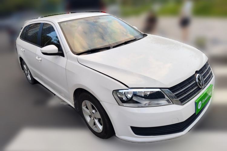 Used Volkswagen Gran Lavida 2013 1.6L Automatic Fashion Model
