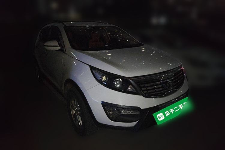 Used Kia Sportage R 2014 2.0L Manual Two-Wheel Drive GL Trim