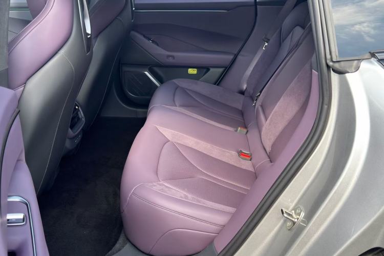 Used XPeng P7 2025 Model—750 All-Wheel-Drive High-Performance Ultra