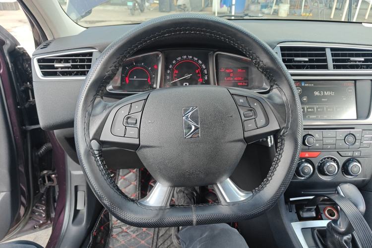 Used DS 5LS 2015 1.6T Style Edition THP160