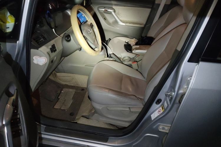 Used Toyota Verso 2014 Starlight 180E CVT Elite Edition
