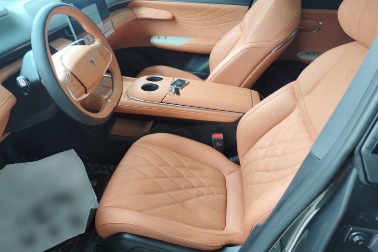 Used Deepal S07 2023 200Max Range-Extended Version
