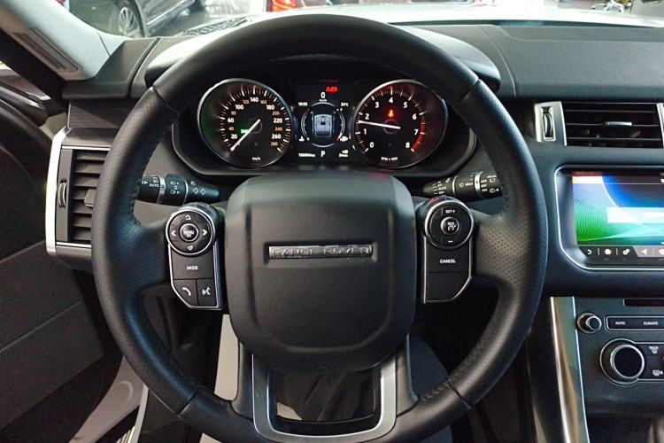 Used Land Rover Range Sport 2017 3.0 SC V6 SE Steering Wheel