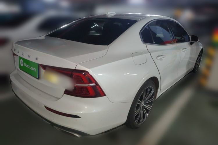 Used Volvo S60 2021 T4 Zhiyuan Luxury Edition