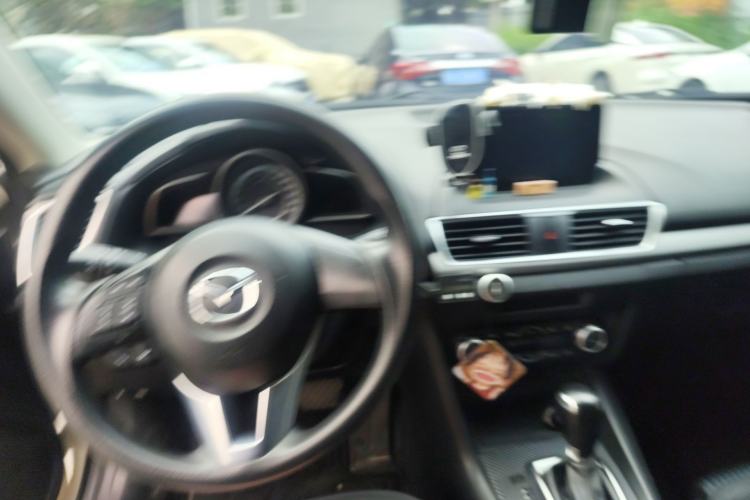 Used Mazda 3 Axela 2014 Hatchback 1.5L Automatic Luxury Model Steering Wheel