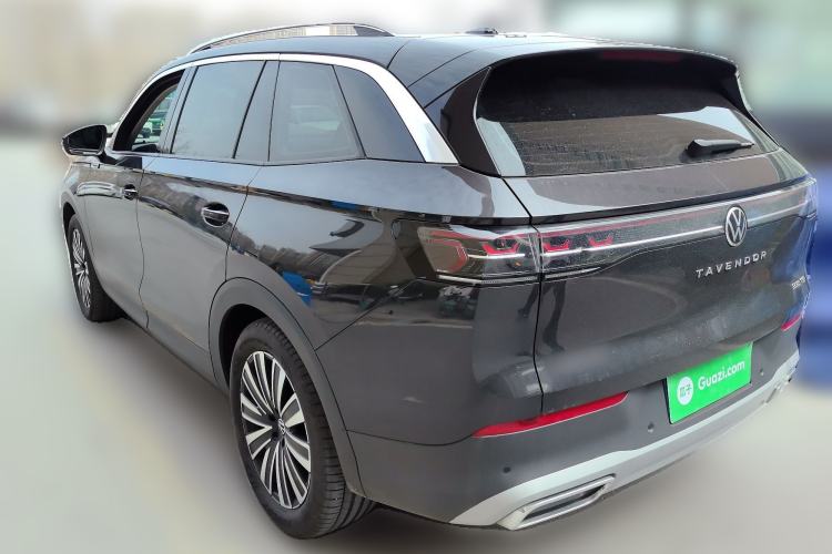 Used Volkswagen Tavendor 2024 330TSI Luxury Touring - All-Inclusive Edition Rear Left 45 Deg