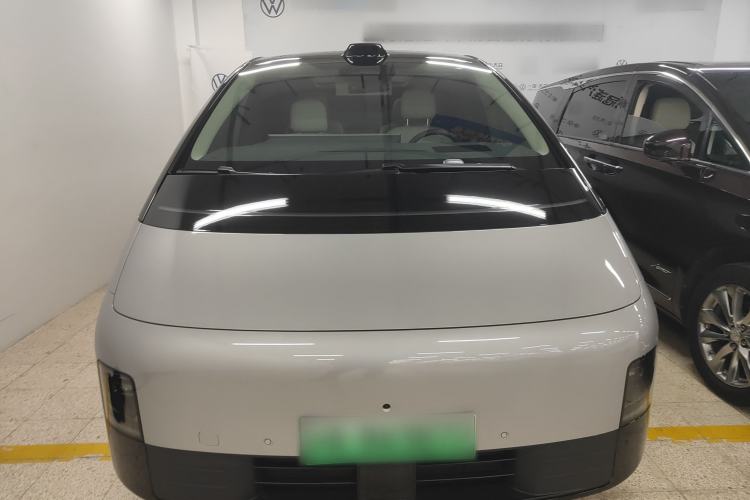 Used Li Auto MEGA 2024 Ultra Model
