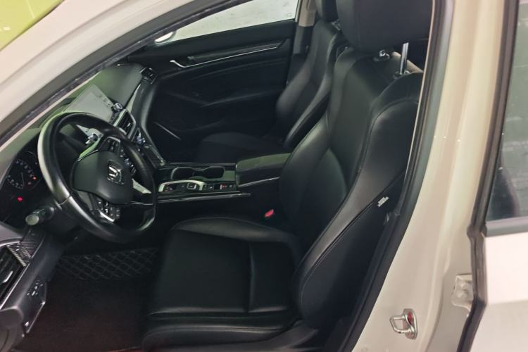 Used Honda Accord 2018 Rui Hybrid 2.0L Rui Ling Edition China VI
