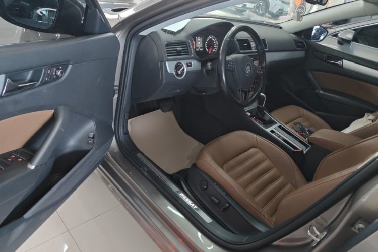 Used Volkswagen Passat 2015 1.8TSI DSG Prestige Edition
