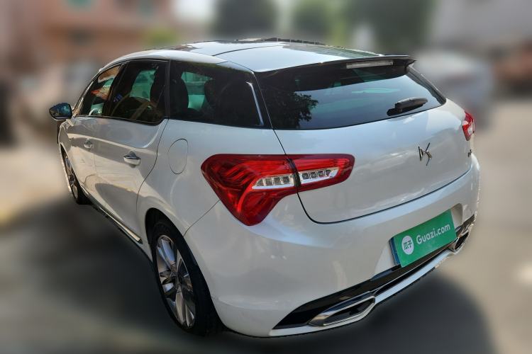 Used DS 5 2015 1.6T Luxury Edition THP160 Rear Left 45 Deg
