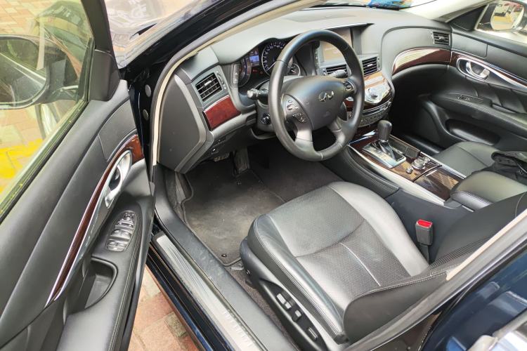 Used Infiniti Q70 2015 Q70L 2.5L Enjoyment Edition