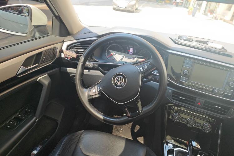 Used Volkswagen Tayron 2019 330TSI Two-Wheel Drive Luxury Model China VI Standard