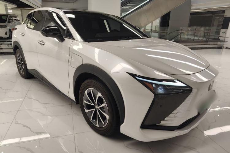 Used Lexus RZ 2023 450e All-Wheel Drive Luxury Edition Front Right 45 Deg