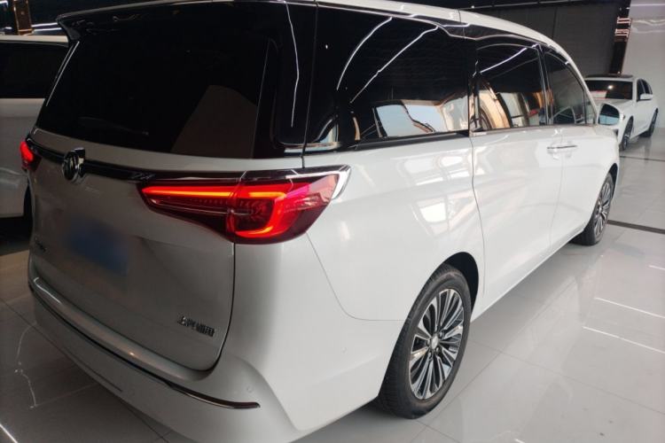 Used Buick GL8 2022 ES Land Cruiser 653T Luxury Model
