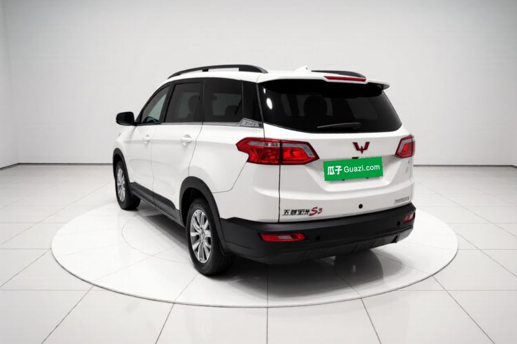 Used Wuling Hongguang S3 2018 1.5L Manual Comfort Model China V Standard