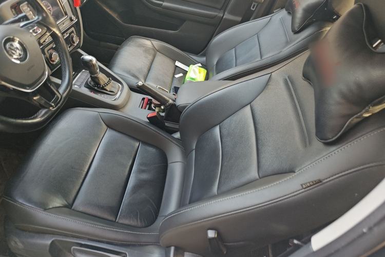 Used Volkswagen Sagitar 2018 1.6L Automatic Comfort Model Left Front Seat