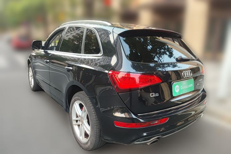 Used Audi Q5 2018 Collector's Edition 40 TFSI Technology Model