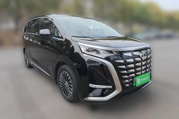 Used Denza D9 2024 DM-i 1050 Luxury Model Exterior 2