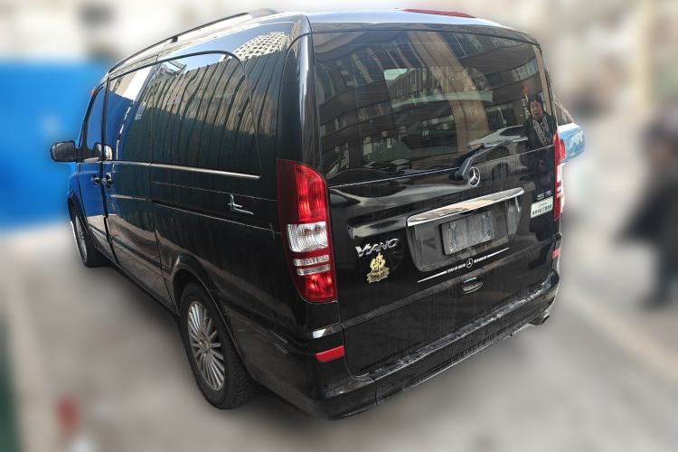 Used Mercedes-Benz Viano 2013 3.5L Haoci version