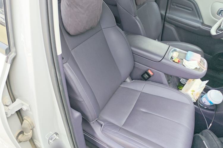 Used Leapmotor B10 2025 510 Joyful Edition Right Front Seat