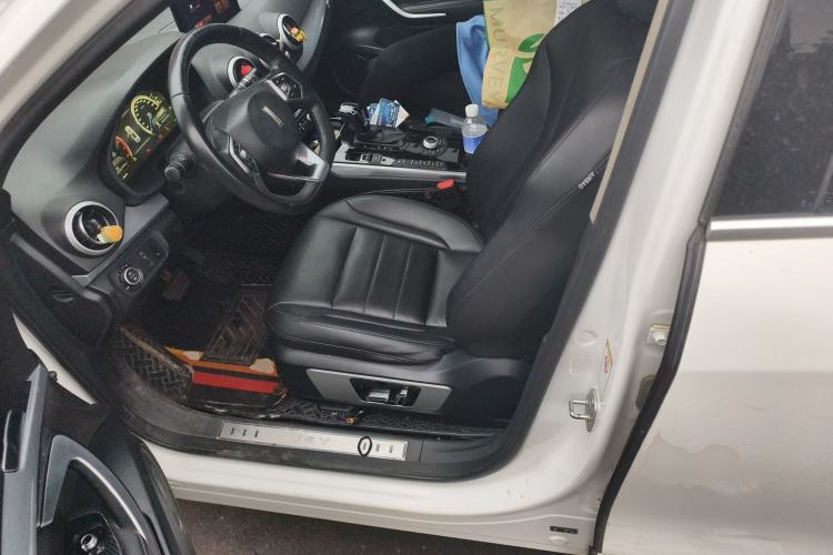 Used Wey VV7 2017 VV7c 2.0T Luxury Model
