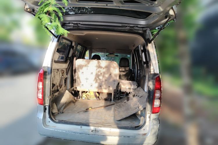 Used Wuling Hongguang V 2019 1.5L Jingqu Version China VI LAR
