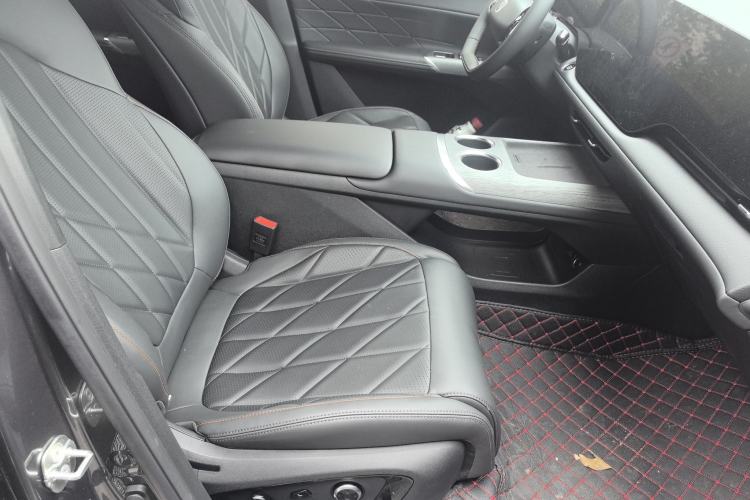 Used CHANGAN CS75 PLUS 2025 4th Generation 1.5T New Blue Whale Smart Luxury Edition