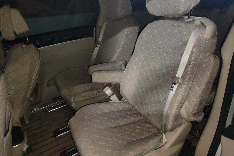 Used Buick GL8 2022 ES Landtrek 653T Luxury Edition Left Rear Seat